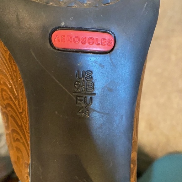 Aerosols open back heels; size 6.5 - Picture 6 of 6